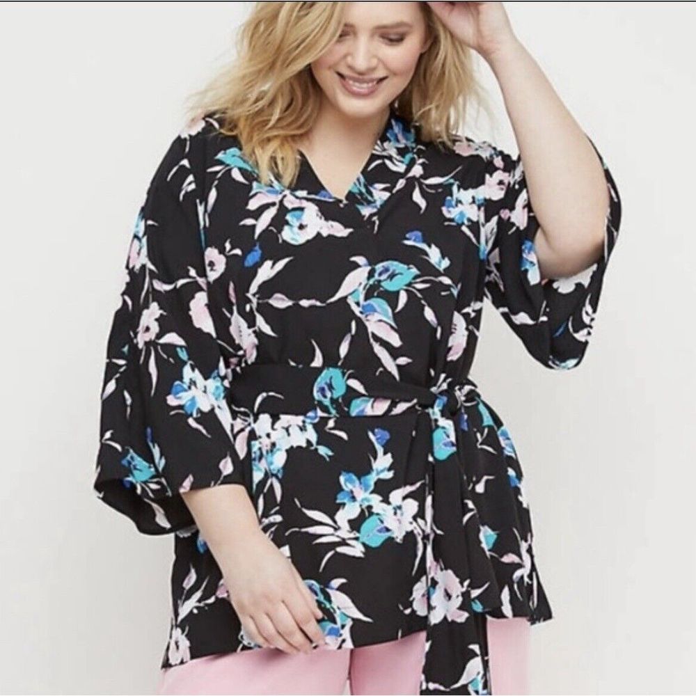 Lane Bryant Belted Floral Top - Size 26/28 - Multicolor